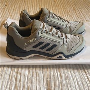 GUC worn once Women Adidas AX3 hiking shoes sz. 9